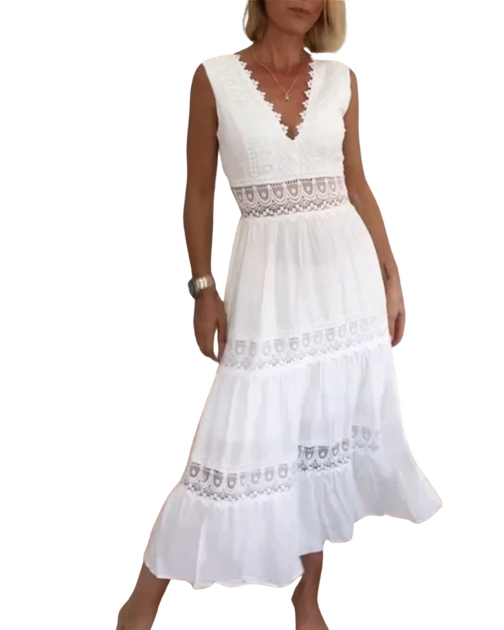 Kim | Lace Dress with V-Neck