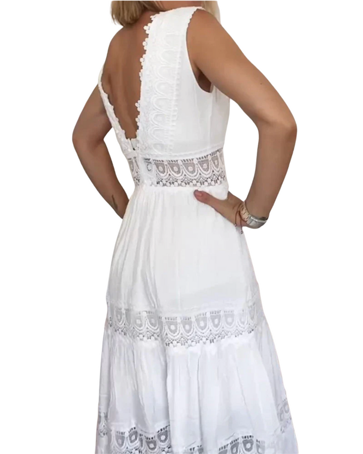 Kim | Lace Dress with V-Neck