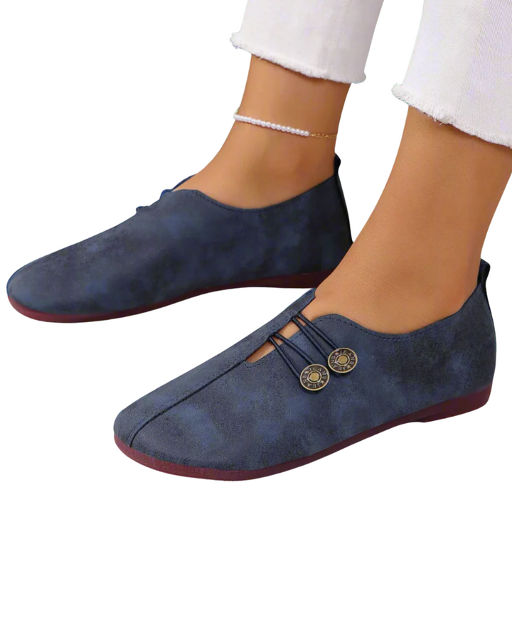 Lindora | Timeless Slip-ons