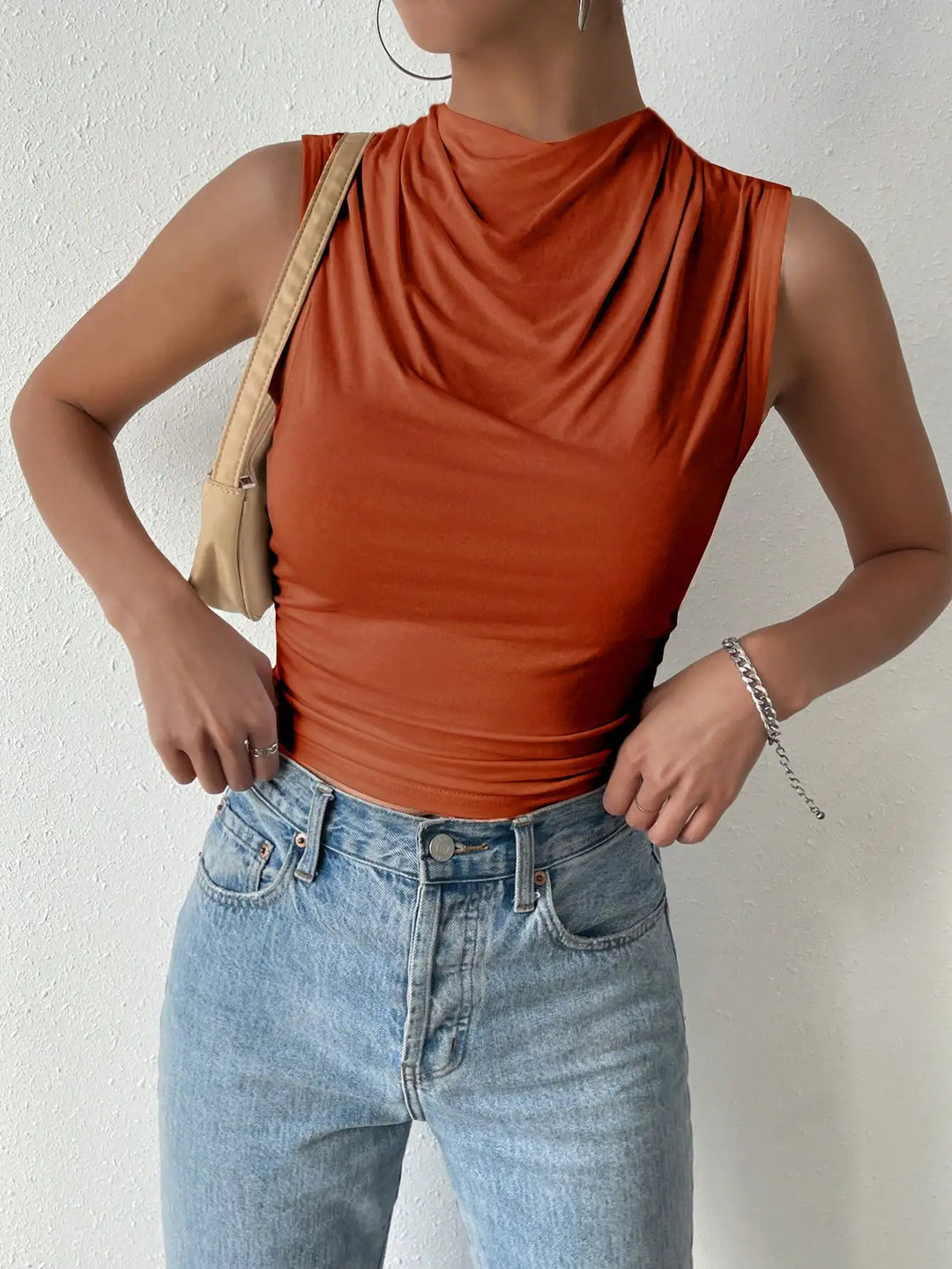Myrthe | The Draped Top